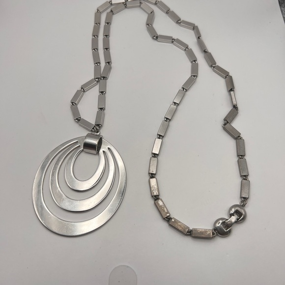 Vintage Monet Tournee' Silver tone Box Chain Necklace - Picture 10 of 10